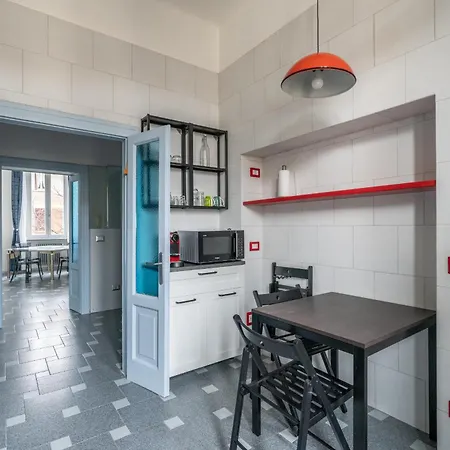 Plinio Apartment